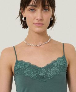 Michellebellardo.shop5428a5f84d 1