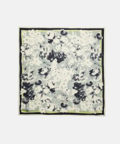 Michellebellardo.shop5e7a6db71f 1