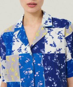 Michellebellardo.shopea74249ece 2